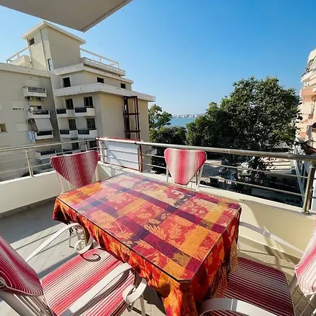 Noah 2 Bedrooms 20 M From The Sea