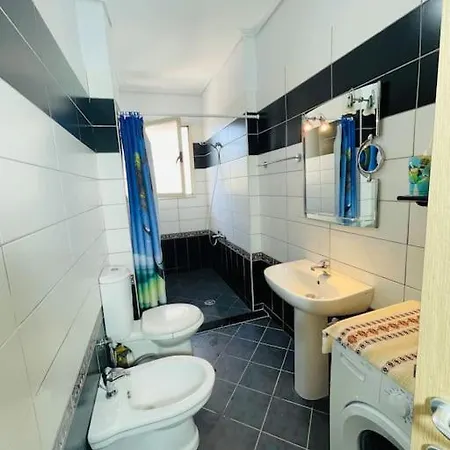 Noah 2 Bedrooms 20 M From The Sea Appartamento *